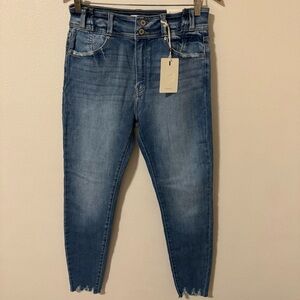 KanCan Katie High Rise Double Button Ankle Skinny Blue Stretch Chewed Hem NWT-29